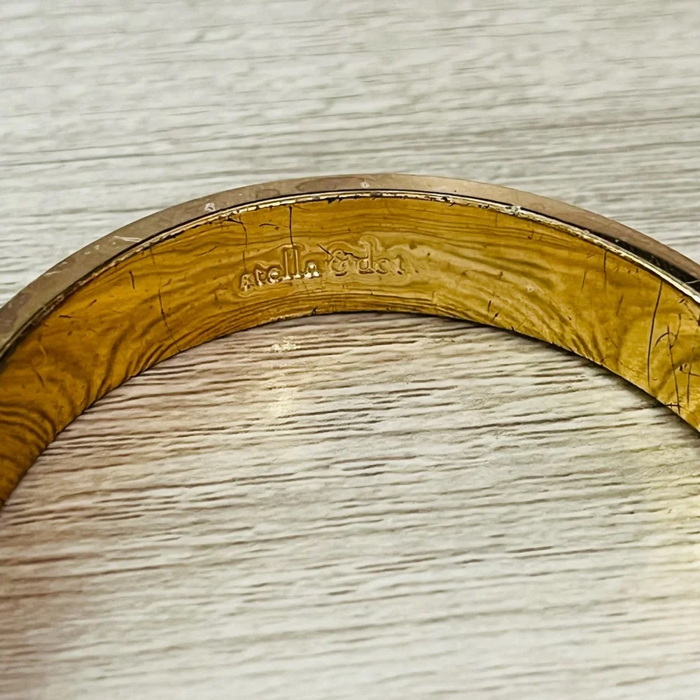 Stella & Dot Lindsay Ivory Enamel Bangle Bracelet - Picture 4 of 12